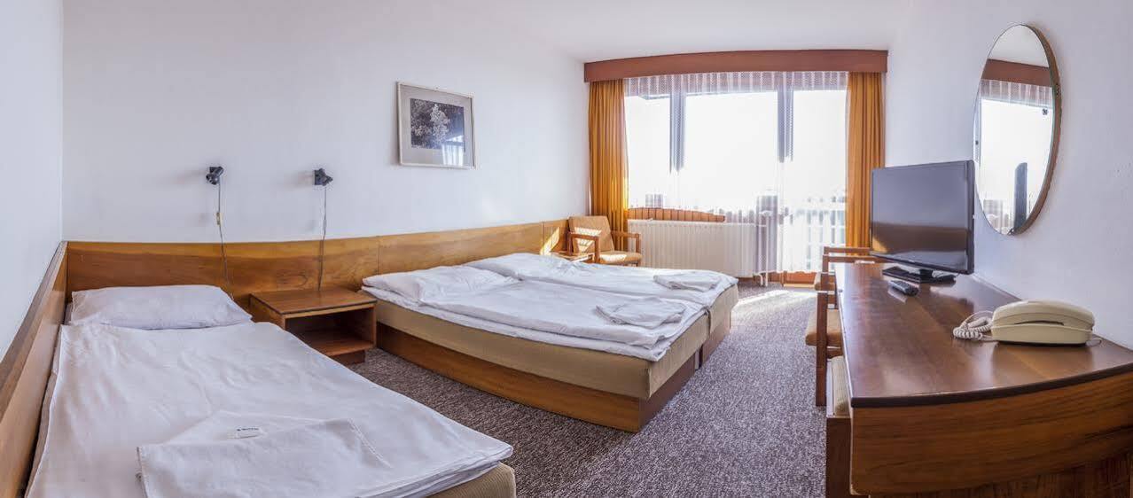 Hotel Sorea Hutnik Ii. Tatranská Lomnica Dış mekan fotoğraf